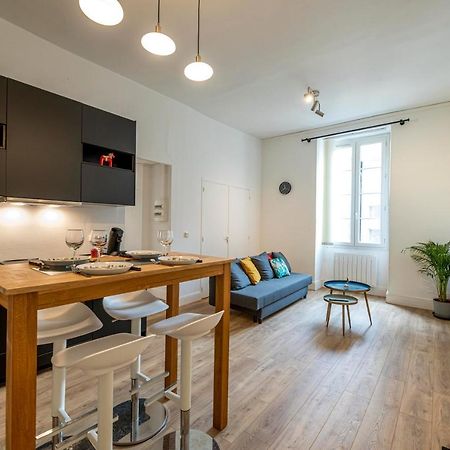 Coeur De Ville, Magnifique Appartement + Parking Pau Exterior foto